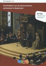 Samenvatting: Feniks- Geschiedenis Van De Democratische Rechtsstaat In Nederland | 9789006464924 | Ad Oostveen Afbeelding van boekomslag